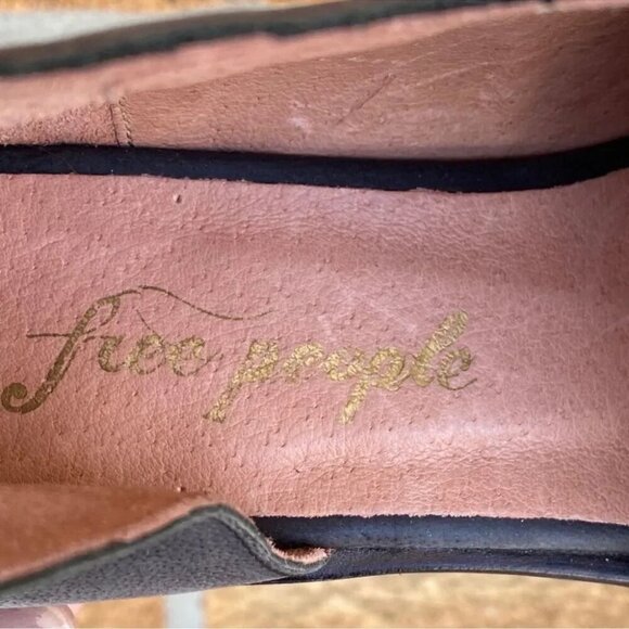 Free people Leather Slip-On BlockHeel Booties 6.5 - Picture 3 of 12